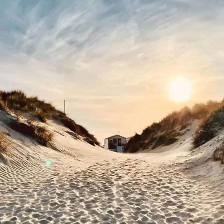 Spacious Eclectic Near Sea & Amsterdam IJmuiden