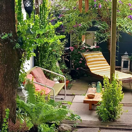 Spacious Eclectic Near Sea & Amsterdam