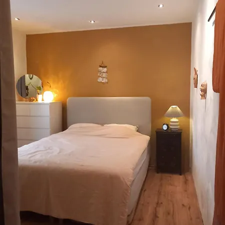 Spacious Creative Near Sea & Amsterdam Appartement *