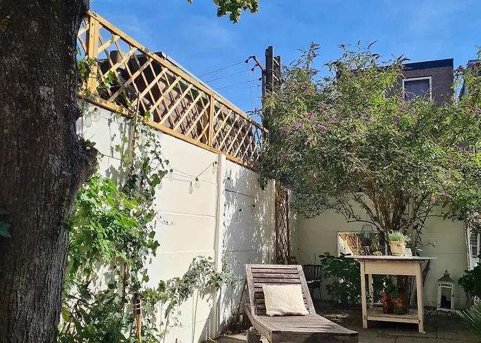 Spacious Eclectic Near Sea & Amsterdam Appartement IJmuiden