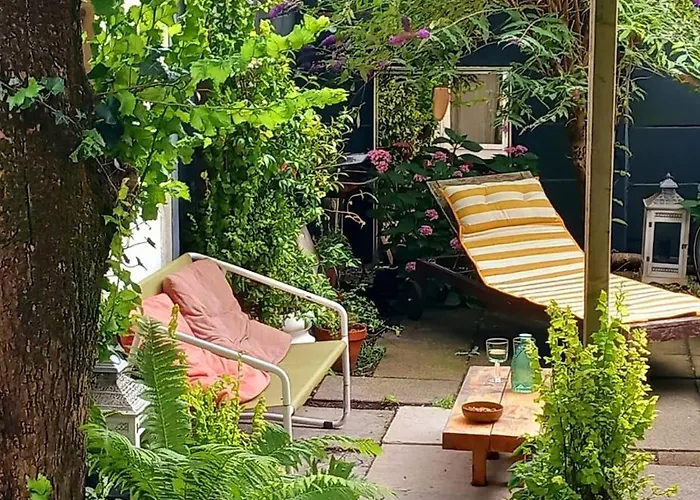 Spacious Eclectic Near Sea & Amsterdam