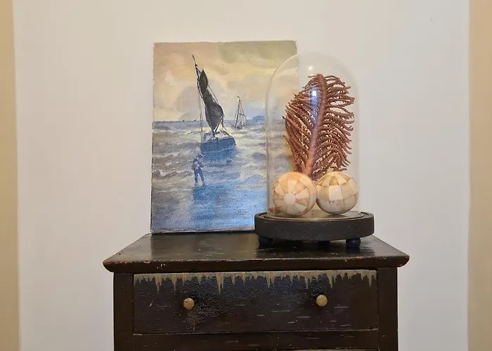 Spacious Eclectic Near Sea & Amsterdam דירה איימאודן