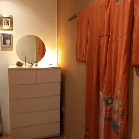 Spacious Eclectic Near Sea & Amsterdam דירה